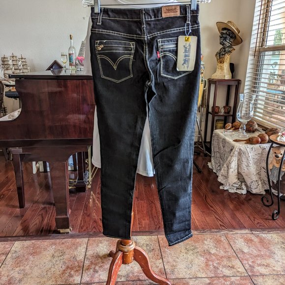 NWT   Levi's ECO Bootcut Black Jeans         Sz 28 - Picture 9 of 13